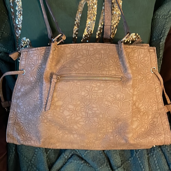 Tan Jessica Simpson Purse - Picture 4 of 8